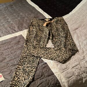 Democracy Leopard print skinny jeans..
